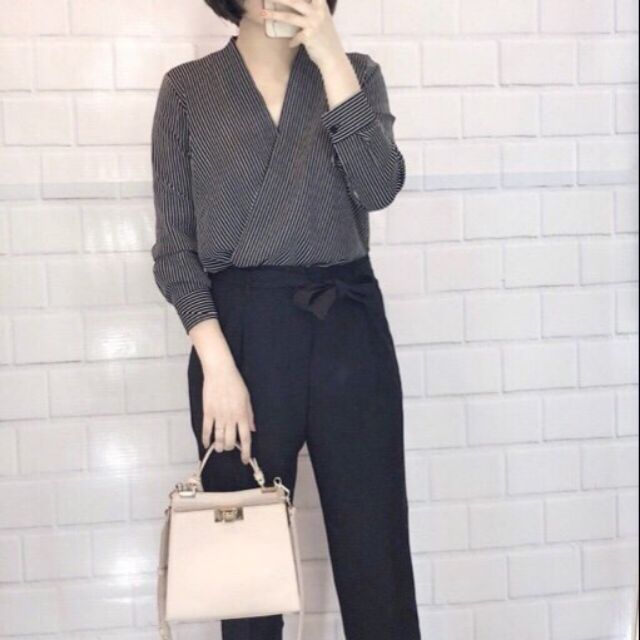 Áo cổ vạt chéo hịn đẹp