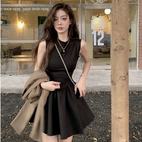 Đầm Đen Sát Nách Cổ Tròn Thời Trang Hàn Quốc Cao Cấp