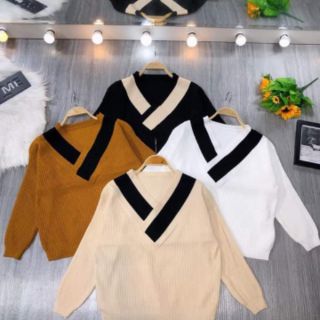 Áo len trễ vai cổ V