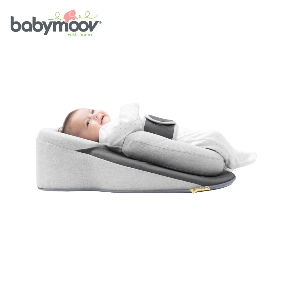 Đệm ngủ đúng tư thế kèm gối chống trào ngược có đai Babymoov Plus