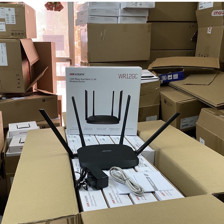 Bộ phát Wifi Router wifi Hikvision WR12C AC1200- 2 băng tần