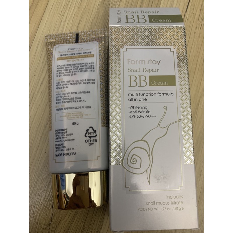 KEM NỀN BB CREAM FARM STAY SNAIL REPAIR MULTI FUNCTION FORMULA 50G CHÍNH HÃNG