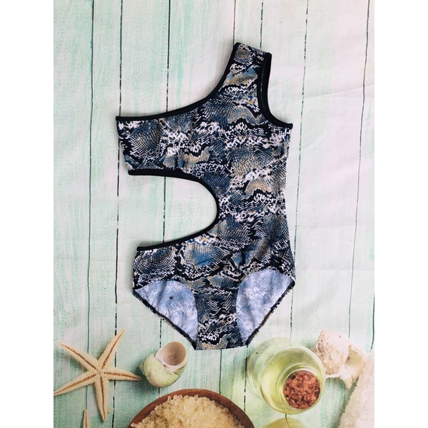 Bikini liền thân cho bé