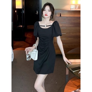 Váy đen tay bồng nhúm eo chất đẹp