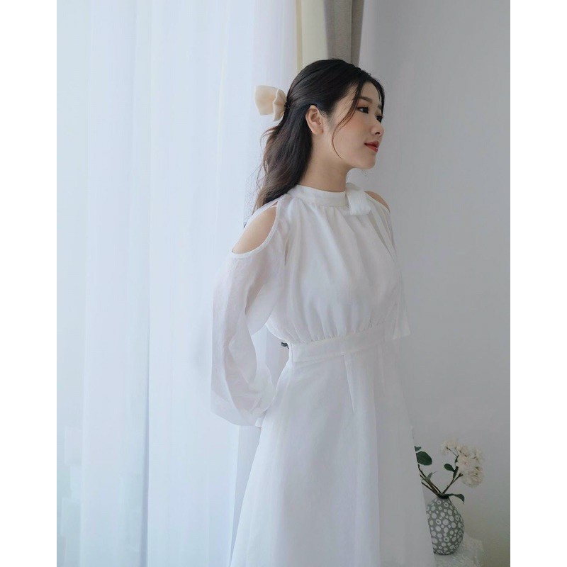 :::: ĐẦM TRẮNG TAY DÀI KHOÉT VAI | BigBuy360 - bigbuy360.vn