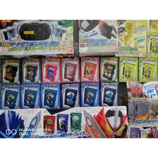 Hiệp sĩ mặt nạ - DX Wonder RideBook - Kamen Rider Saber Bandai