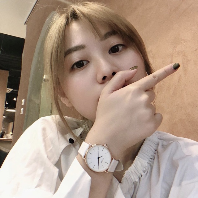 Đồng hồ nam nữ KEZZI CLASSIC dây da trắng size 32/40mm | BigBuy360 - bigbuy360.vn