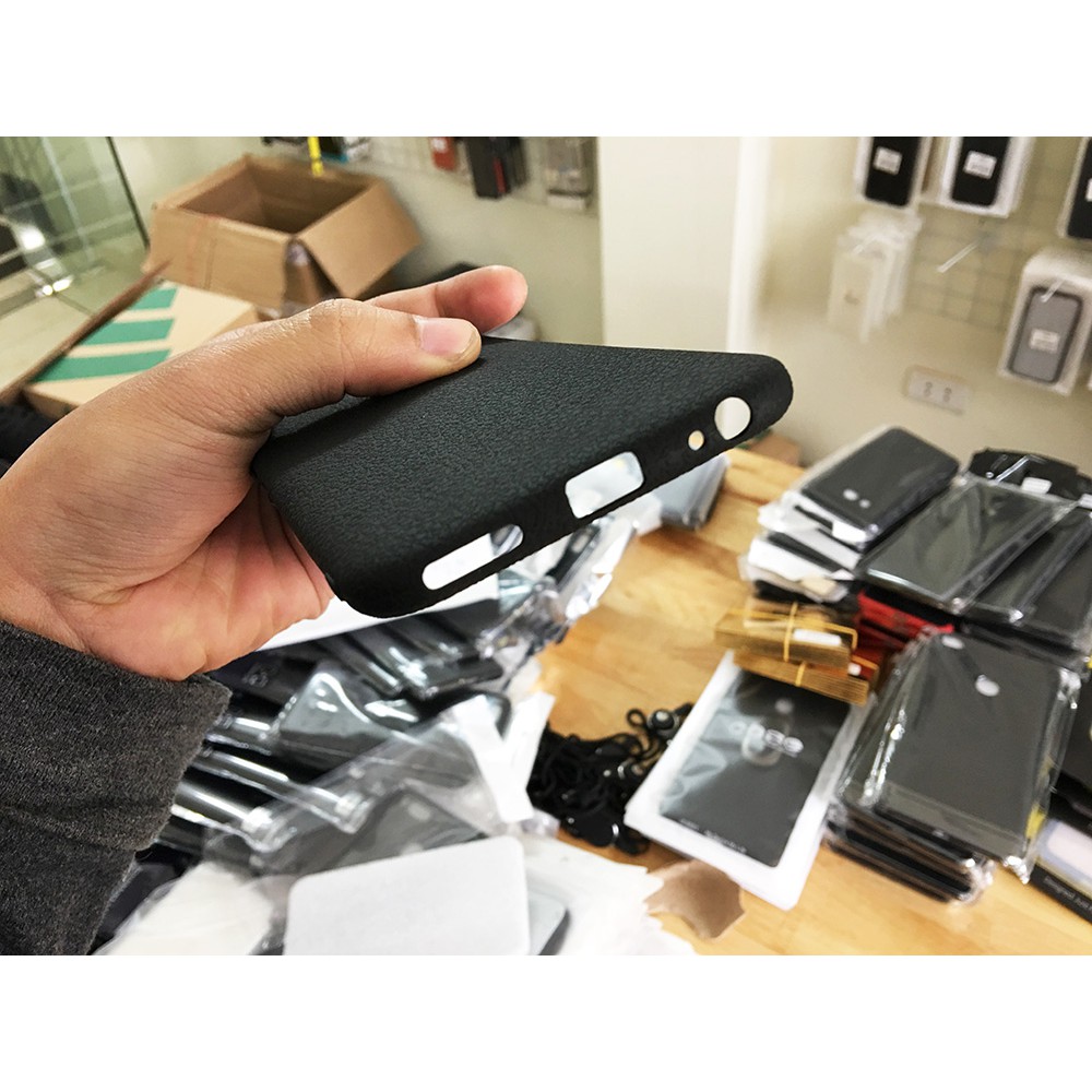 Ốp silicon đen vân da Xiaomi Mi 5x