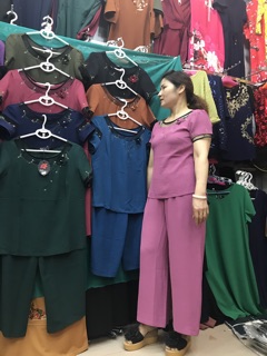 Bộ Lụa Đũi Thêu Hoa Nổi Cao Cấp