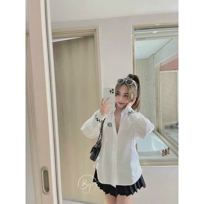 Áo sơ mi tay chữ bo chun chữ ngực cá tính