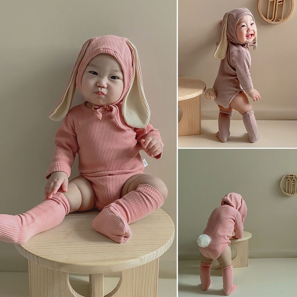 Set đồ 3 món gồm áo liền quần hình thỏ + tất + vớ giữ ấm dành cho bé trai/gái 3-24 tháng
