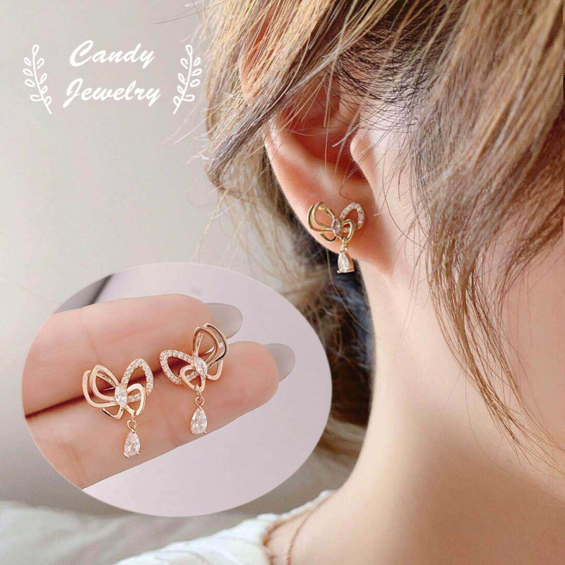 Khuyên Tai Nữ Trang Kiểu Dáng Độc Đáo