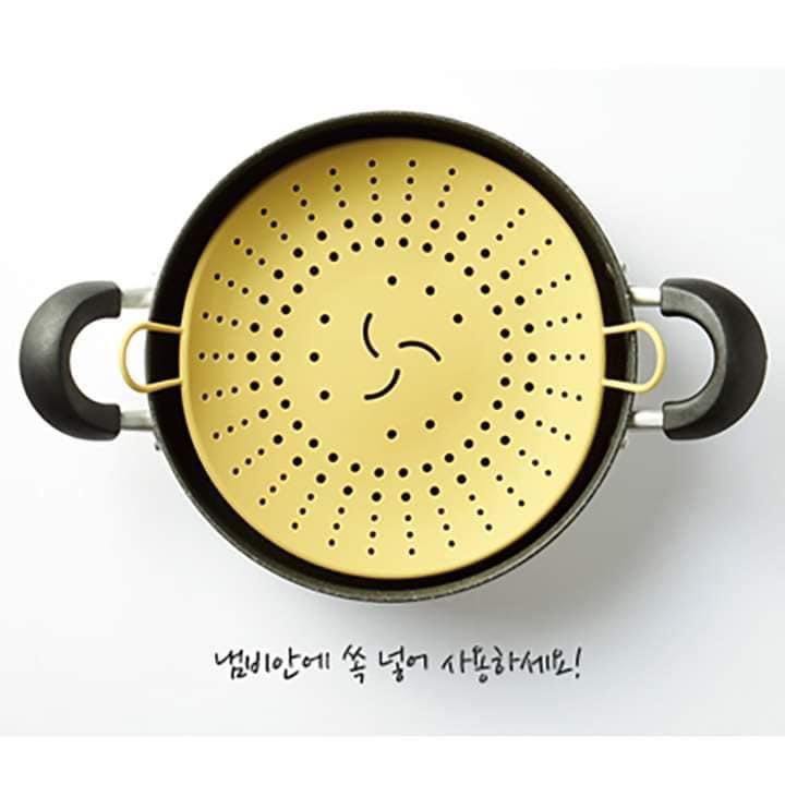 Xửng Hấp Silicone Có Tay Cầm Lock&Lock CKT204