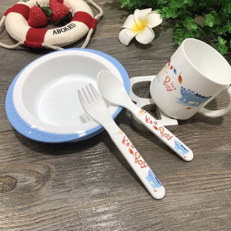 Set đồ dùng ăn dặm cho bé (bát, cốc, thìa, dĩa)