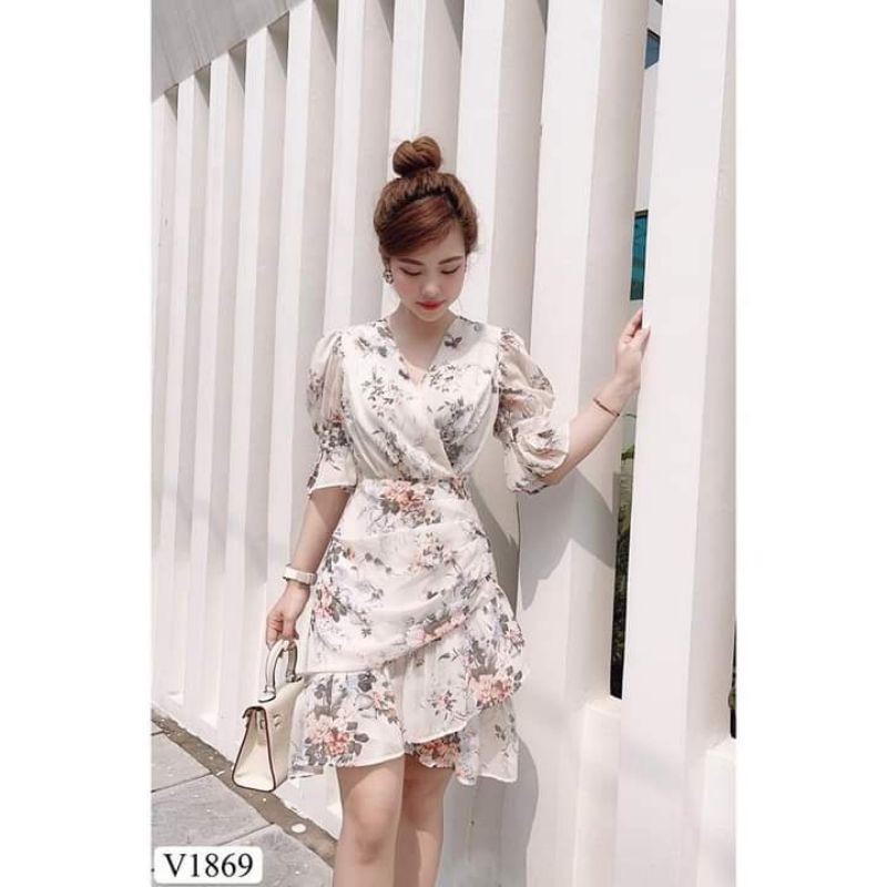 váy hoa voan xếp ly vổ V