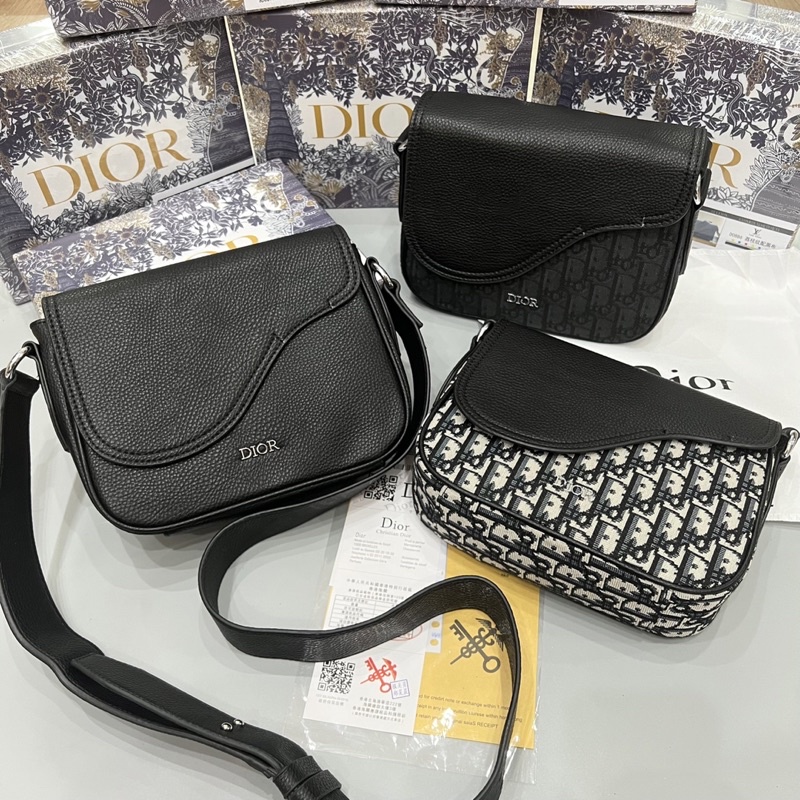siêu phẩm túi đeo chéo dior mới cập bến dành cho nam và nữ TC45