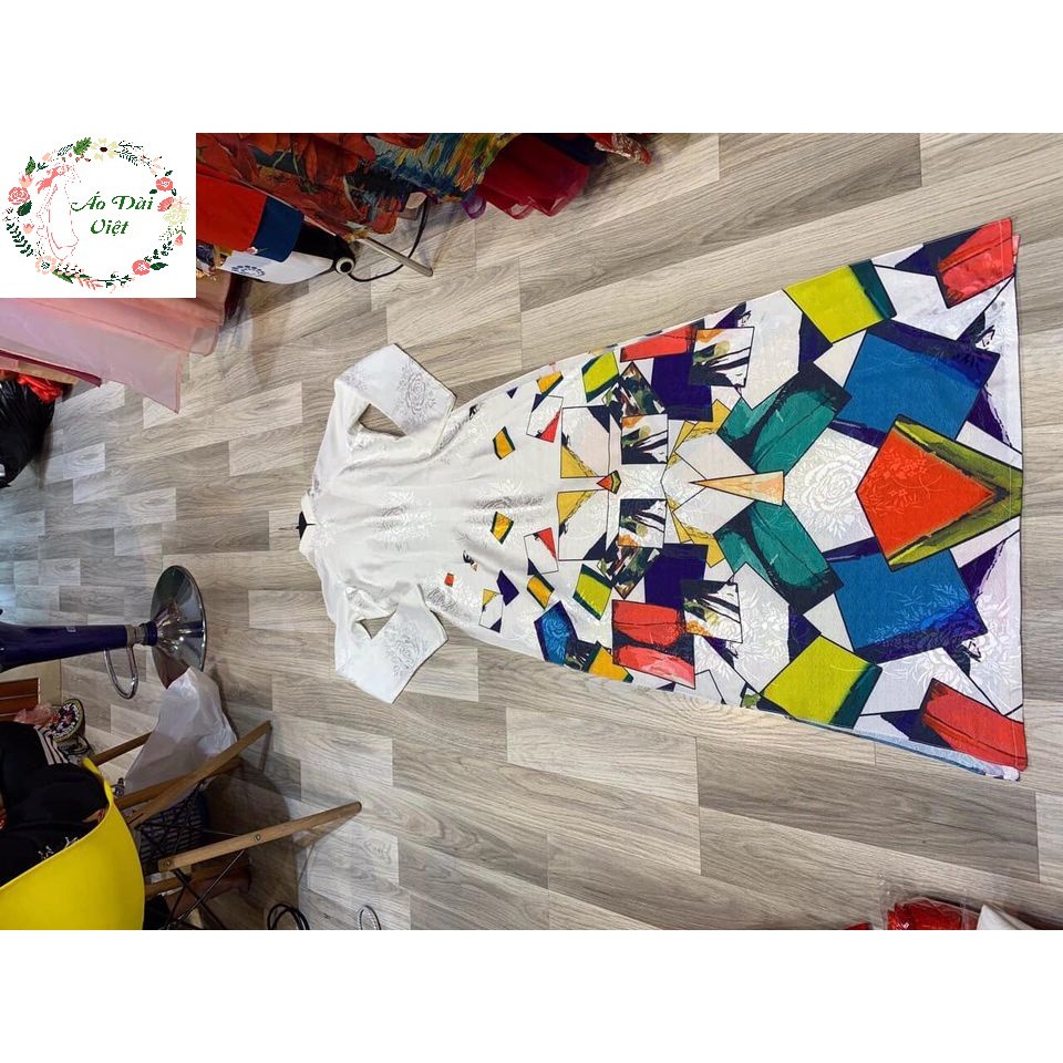 Áo Dài Trắng Thiết Kế Trẻ Trung Hiện Đại, Chất Liệu Lụa Vân Gỗ Cao Cấp, Không Nhăn, Không Xù