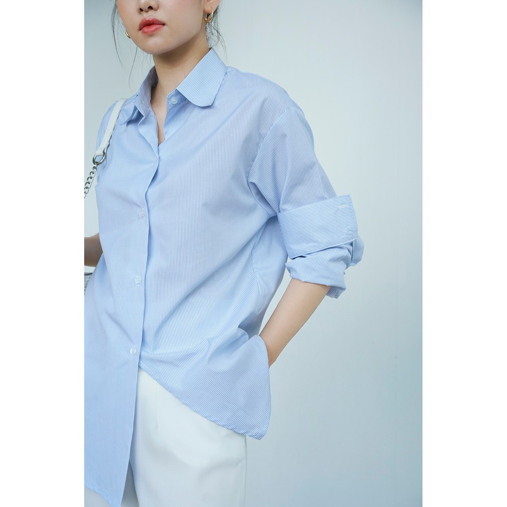 Áo sơ mi nữ kẻ xanh vạt chéo Skyline Harriet
