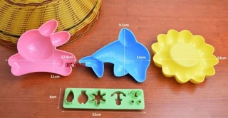 Set 4 khuôn cơm bento tạo hình cơm cho bé