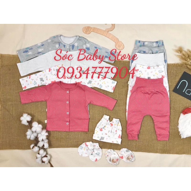 Bộ quần áo sơ sinh cotton kèm nón bao tay bao chân