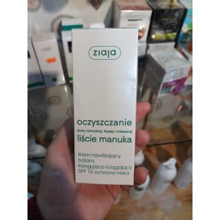 Kem ngày manuka giúp se khít lỗ chân lông