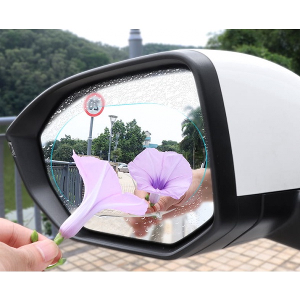Miếng dán gương và kính ô tô chống bám nước