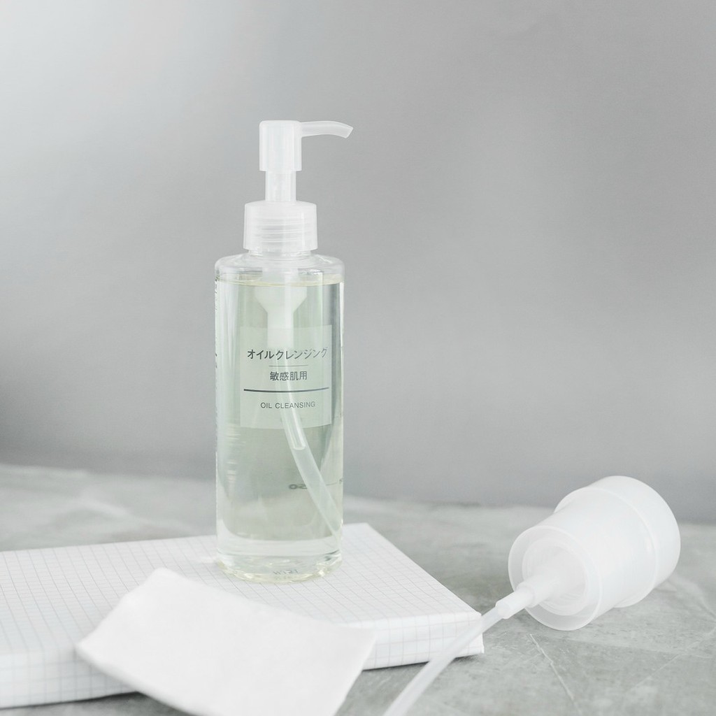 Dầu tẩy trang Muji Oil Cleansing