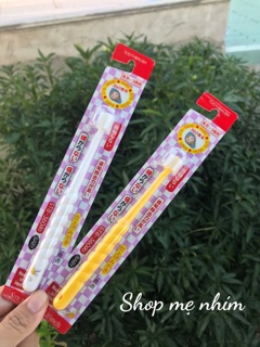 Kem/bàn chải đánh răng cho bé