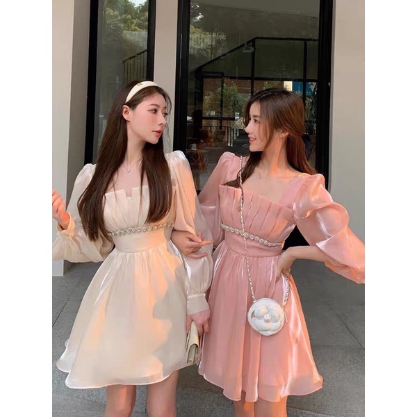 ĐẦM VOAN CỔ VUÔNG XẾP LY TẦNG VIỀN HẠT EO💞
