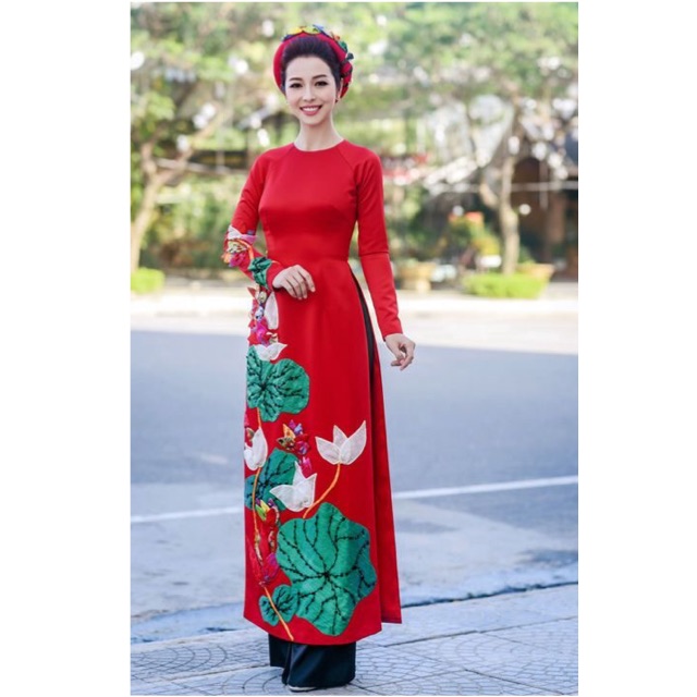 Áo dài đắp hoa sen cao cấp