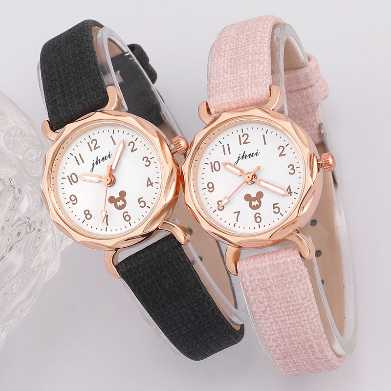 Đồng Hồ Quartz Với Dây Đeo Da