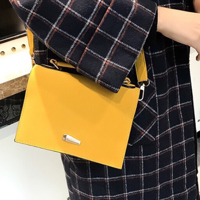 [Mã FAMANU84 giảm 10% đơn 0đ] Túi GUESS handbag trẻ trung size 20 V3 (Sỉ SLL)