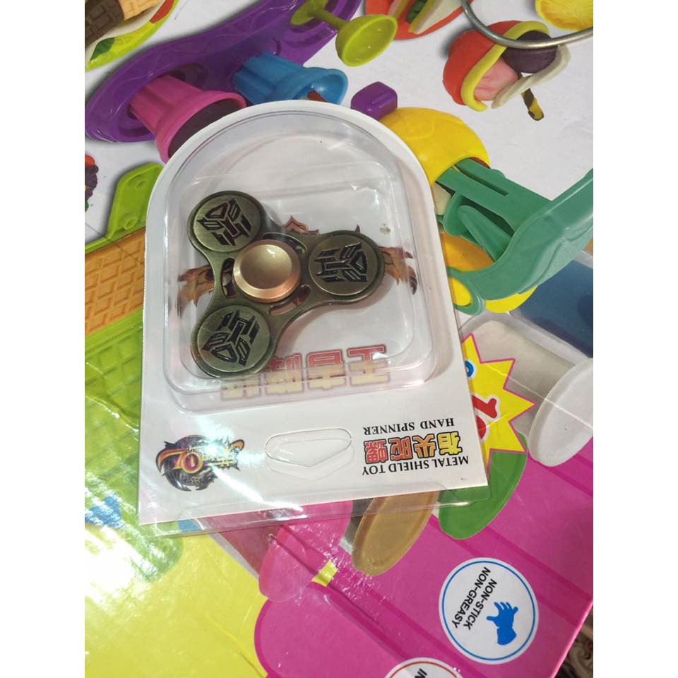 Fidget Spinner Con quay kim loại siêu ngầu