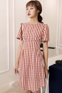 Đầm caro đỏ cột nơ (kèm ảnh thật shop chup nhé )