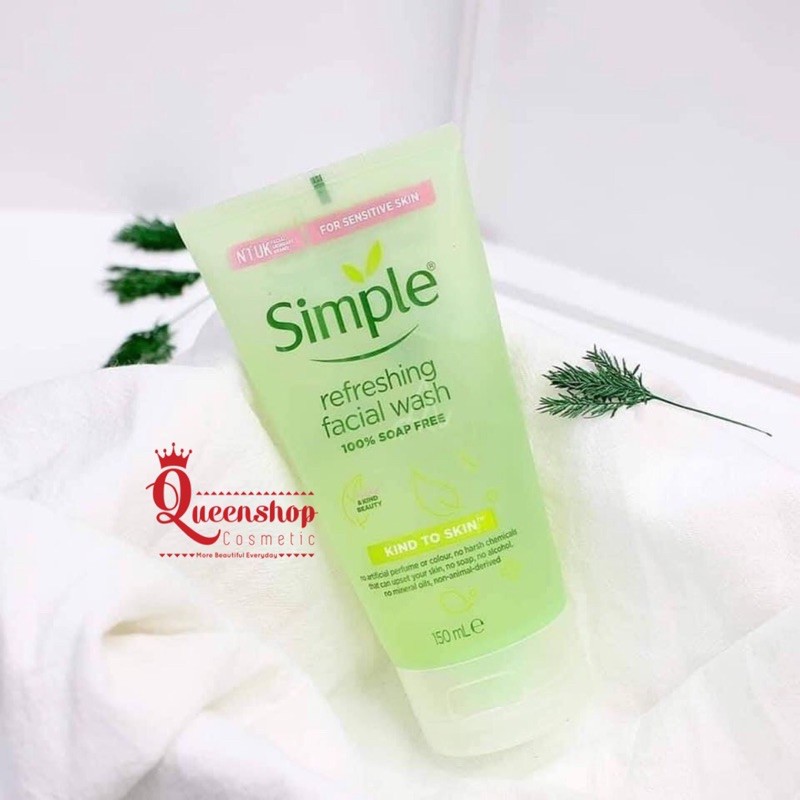 Sữa rửa mặt dạng gel Simple Kind To Skin Refreshing Facial Wash Gel