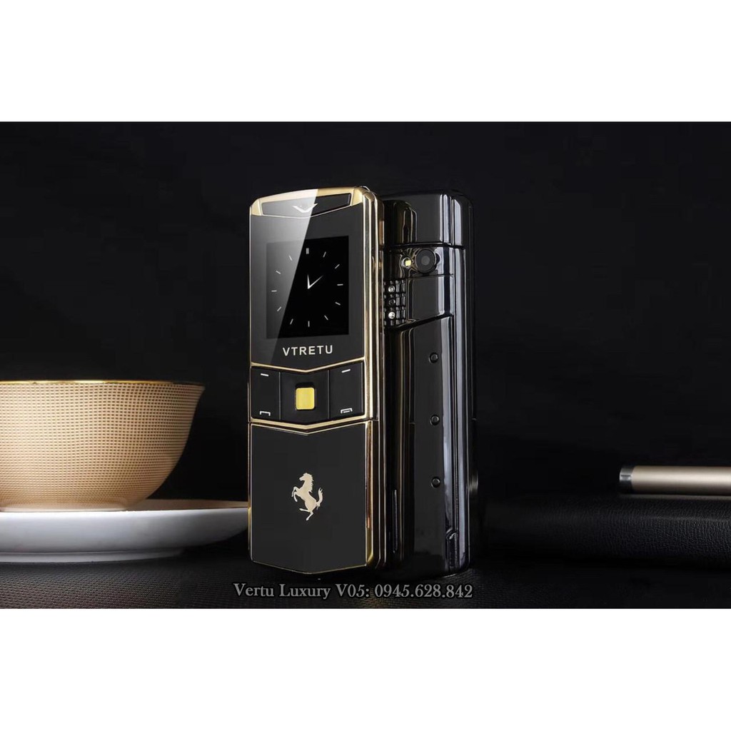 Điện thoại V05 lăp trượt sang trọng in hình ngựa phi | BigBuy360 - bigbuy360.vn