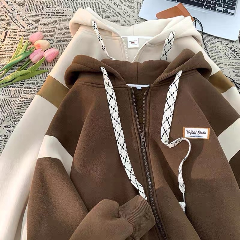 áo khoác căp  nam nữ viền tay logo thiêu