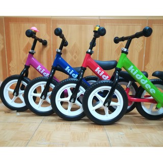 Xe thăng bằng Kiddee 1,9kg