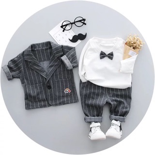Set vest nhí 3 chi tiết.