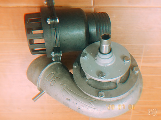 Máy bơm bơm nước lắp vào xe máy phi 90