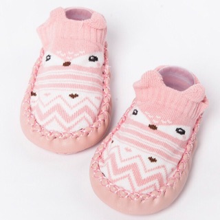 Giày tập đi cho bé size 9-24 month.
