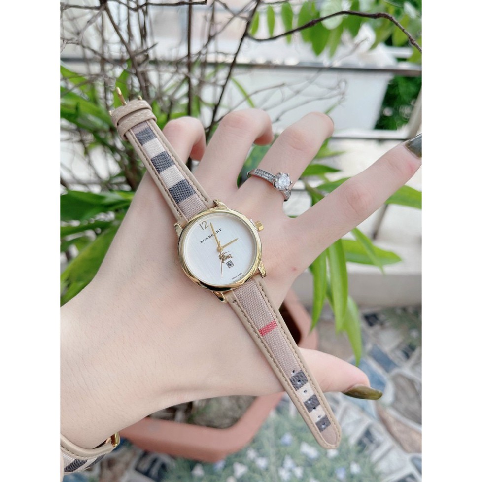 (Thẻ bảo hành 12 tháng) (burberry nữ) Đồng hồ nữ Burberry dây da cao cáp, kẻ caro tính tế, thẻ bảo hành 12 tháng - dong | BigBuy360 - bigbuy360.vn
