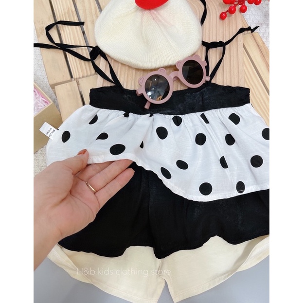 Xả Set áo 2 dây chấm bi quần đũi bé gái