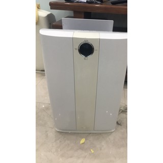 Máy lọc không khi. daikin mck70