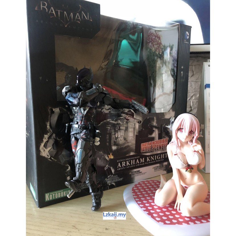 Mô Hình Nhân Vật BATMAN×ARKHAM KNIGHT Bằng PVC Tỉ Lệ 1/10