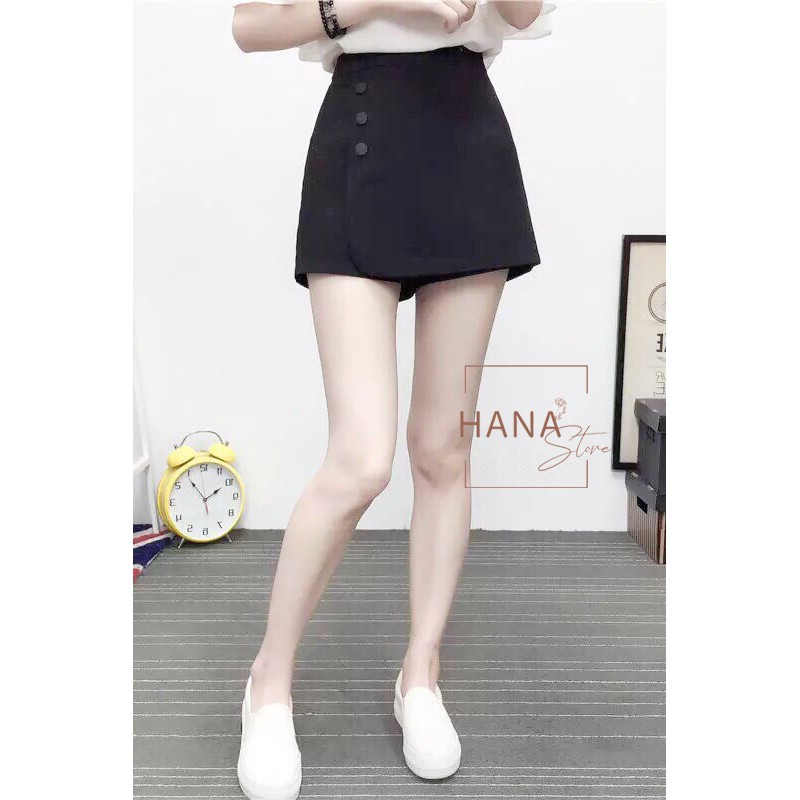 Quần giả váy ngắn chữ A cạp cao vạt chéo phối 3 cúc bấm - Kiểu chân váy a ngắn màu đen vải tuyết mưa mặc đi học làm | BigBuy360 - bigbuy360.vn