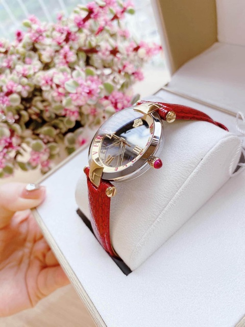 Đồng hồ nữ Vers.ace  bản dây python (thằn lằn) đặc biệt.