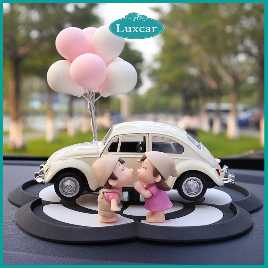 Phụ Kiện Trang Trí Taplo Xe Hơi Luxcar Cặp Đôi Nam Nữ Đáng Yêu Và Siêu Xe Trang Trí Ô Tô Bàn Làm Việc Bàn Học Dễ Thương