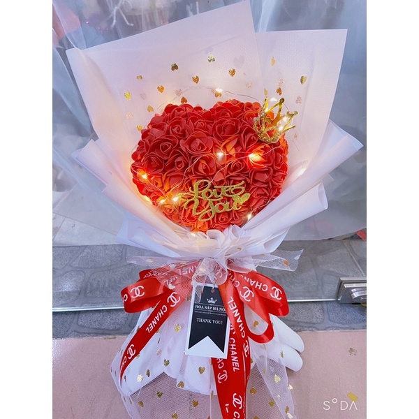 Hoa sinh nhật-quà 20/10: bó hoa hồng tim kết hợp vương miệng tặng kèm đèn nháy và thiệp