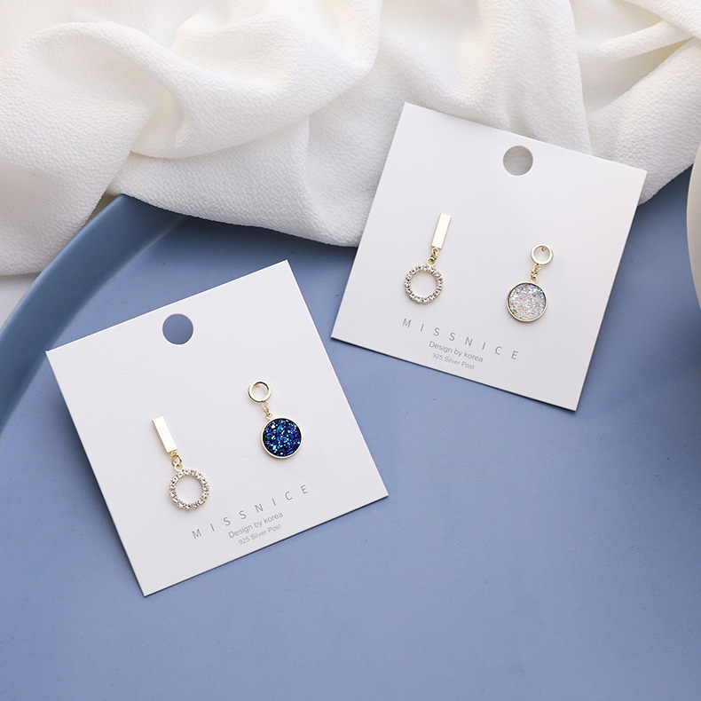 Khuyên Tai Nữ Trang Tạo Hình Độc Đáo